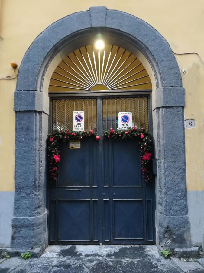 Residenza La Scala Bed & Breakfast Naples Exterior photo